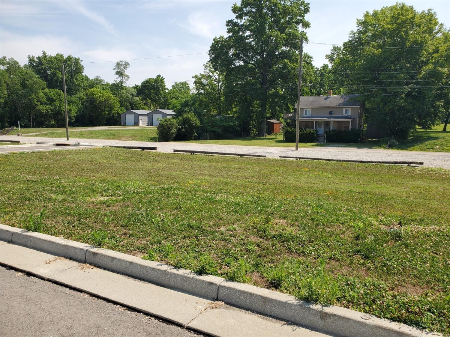 Land in Cincinnati