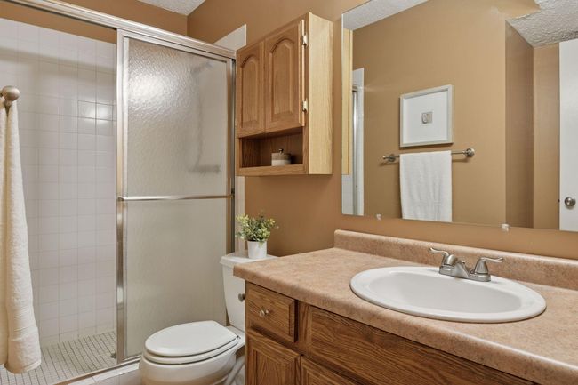 6160 Creek View Rdg, Townhouse with 3 bedrooms, 2 bathrooms and null parking in Minnetonka MN | Image 29
