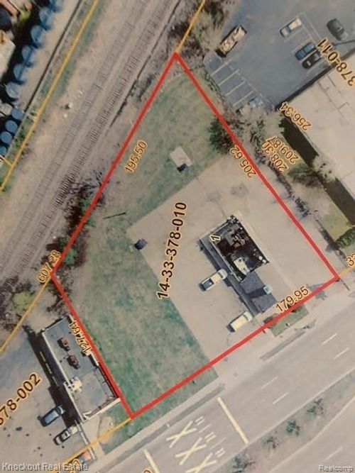 45258 Woodward Ave, Pontiac, MI, 48341-5012 | Card Image