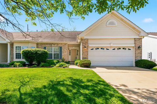 1311 Pine Bluff Dr, Saint Charles, MO, 63304-8785 | Card Image