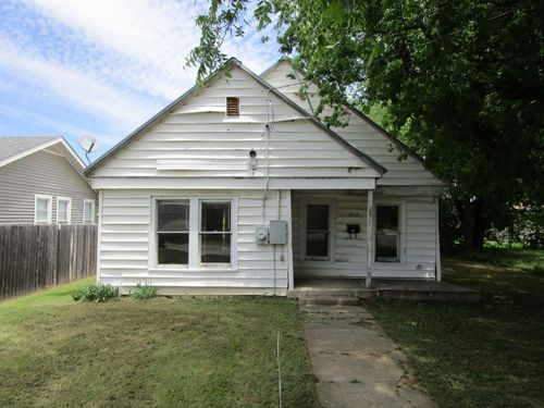 1812 8th St, Brownwood, TX, 76801-4709 | Card Image