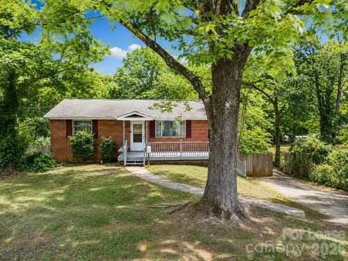 2143 Finchley Dr, Charlotte, NC, 28215-3025 | Card Image