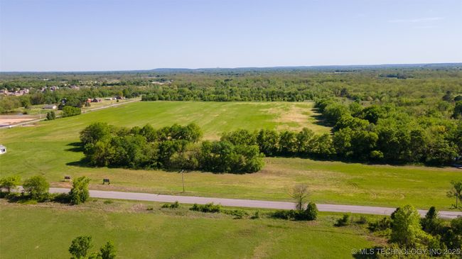 3 W Oak St, Home with 0 bedrooms, 0 bathrooms and null parking in Skiatook OK | Image 8