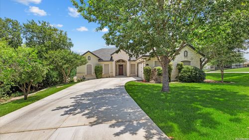 280 Long Creek Blvd, New Braunfels, TX, 78130-8270 | Card Image
