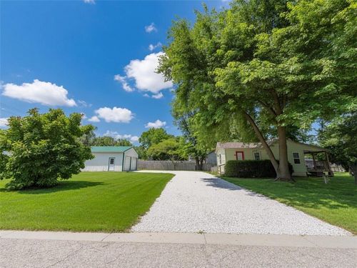 533 N Cedar St, Ottawa, KS, 66067-2003 | Card Image