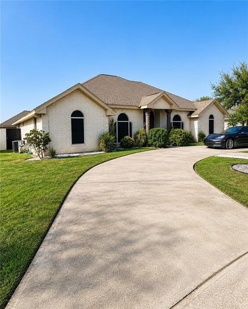 809 E Tulipan Street, Hidalgo, TX, 78557 | Card Image
