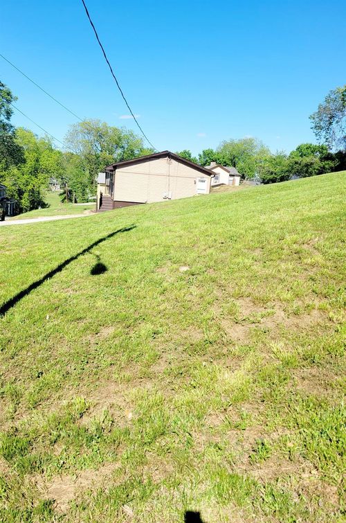 300 Monroe St, Lynchburg, VA, 24504-5015 | Card Image