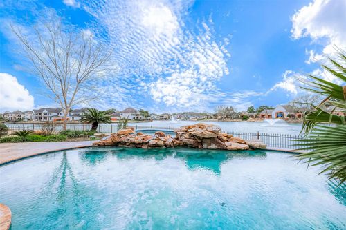 5 Camden Ct, Sugar Land, TX, 77479-4136 | Card Image