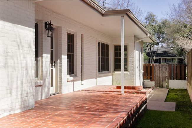 1904 Meadowbrook Dr, House other with 4 bedrooms, 4 bathrooms and 4 parking in Austin TX | Image 38