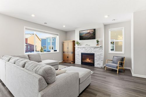 9931 Bluebird St Nw, Coon Rapids, MN, 55433-5006 | Card Image