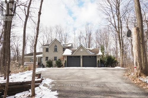 4436 Concession 11, Moffat, ON, L0P1J0 | Card Image