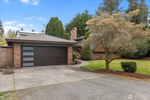 22017 95th Place W, Edmonds, WA, 98020 | Card Image