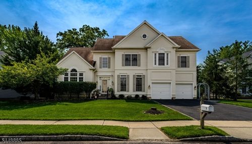 18 Hartlander St, East Brunswick, NJ, 08816-2667 | Card Image