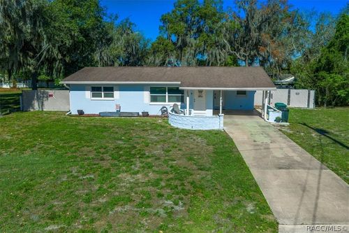 9205 E Point O Woods Drive, Inverness, FL, 34453 | Card Image