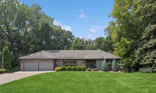 111 Pony Ln W, Apple Valley, MN, 55124-9753 | Card Image