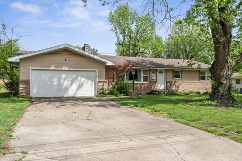 1904 S Valleyroad Ave, Springfield, MO, 65804-2527 | Card Image