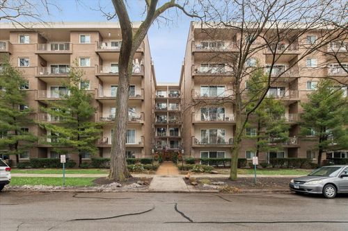 1a-411 Ashland Ave, River Forest, IL, 60305-1852 | Card Image