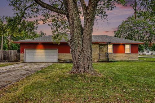1702 Minnesota St, Hobart, IN, 46342-5734 | Card Image