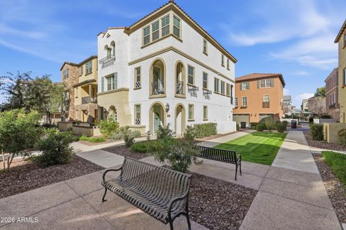 1677 E Bridgeport Pkwy, Gilbert, AZ, 85295-6018 | Card Image