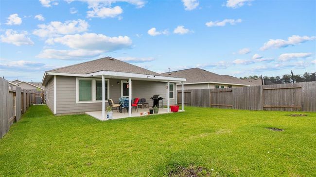 13912 Manatee St, House other with 3 bedrooms, 2 bathrooms and 2 parking in Splendora TX | Image 24