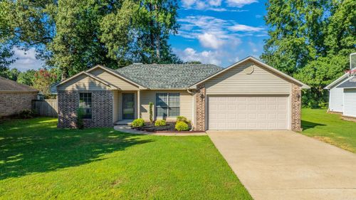 25 Newcastle Dr, Cabot, AR, 72023-8694 | Card Image