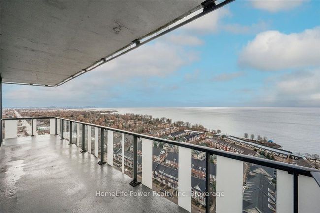 2102 - 1 Hurontario St, Condo with 2 bedrooms, 3 bathrooms and null parking in Mississauga ON | Image 36