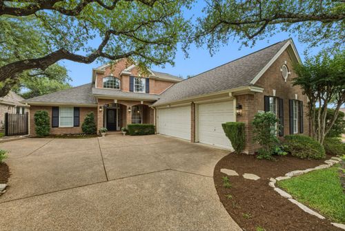 10417 Peonia Ct, Austin, TX, 78733-5710 | Card Image