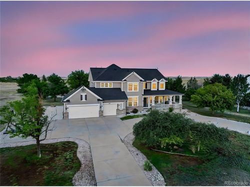 460 Columbine Dr, Bennett, CO, 80102-8670 | Card Image
