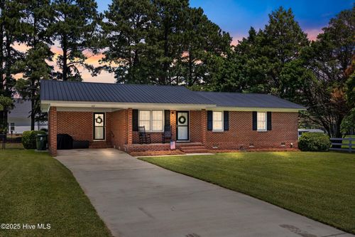 407 E Wilson St, Macclesfield, NC, 27852-9675 | Card Image