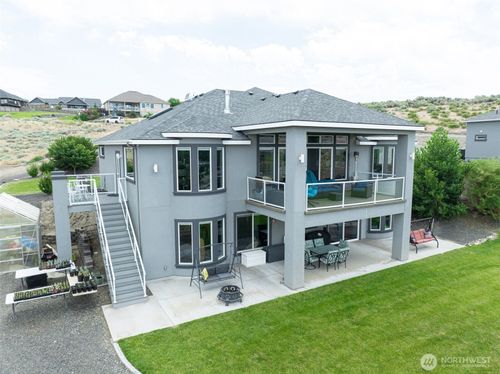 5880 W 58th Avenue, West Richland, WA, 99353 | Card Image