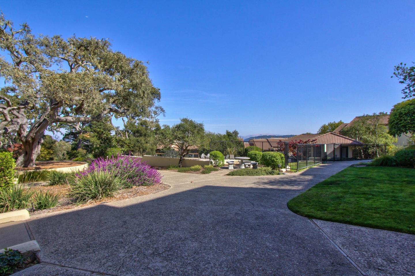 Residential in Monterey 4
