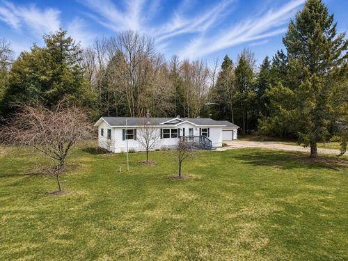 N4427 M-35, INGALLSTON, MI, 49858 | Card Image