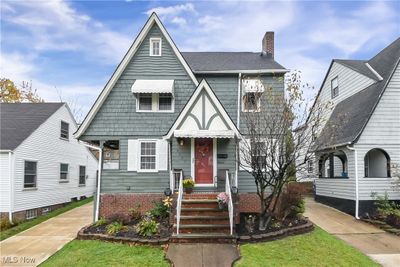 View of front of house with a front lawn | Image 1