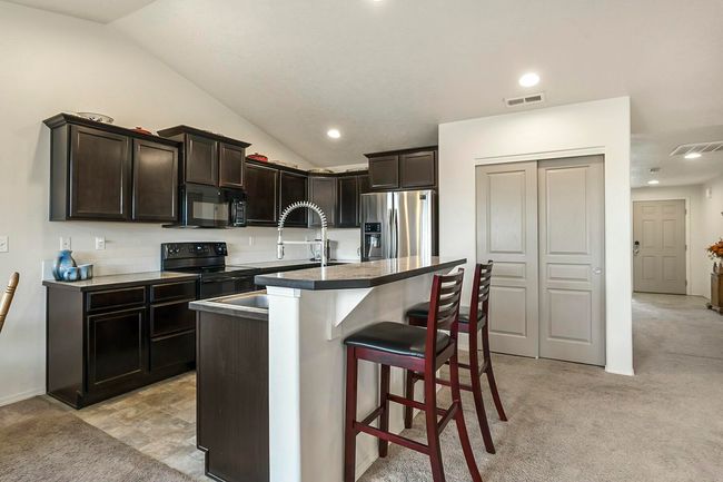 11. Kitchen & Pantry | Image 11