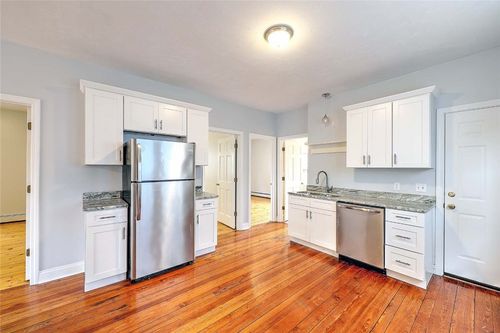 2-50 Barton St, Providence, RI, 02909-1804 | Card Image