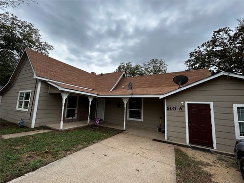 910 W Long St, Stephenville, TX, 76401-4850 | Card Image