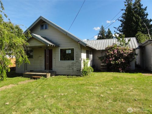38211 Se 85th St, Snoqualmie, WA, 98065-9608 | Card Image