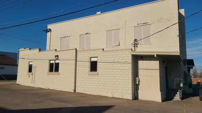 2 E Main St, Home with 0 bedrooms, 1 bathrooms and null parking in Hartford MI | Image 32
