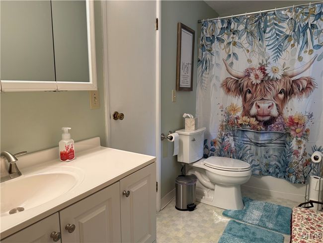 646 Idlewood Ct, House other with 3 bedrooms, 2 bathrooms and null parking in Baldwinsville NY | Image 19