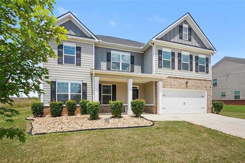 8084 Louis Dr, Locust Grove, GA, 30248-7111 | Card Image