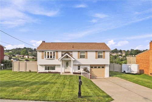 422 Highland Dr, Elizabeth, PA, 15037-2861 | Card Image