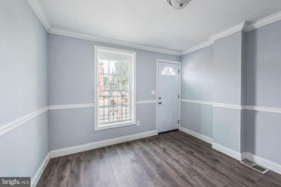 525 S Catherine Street, Townhouse with 2 bedrooms, 1 bathrooms and null parking in BALTIMORE MD | Image 3