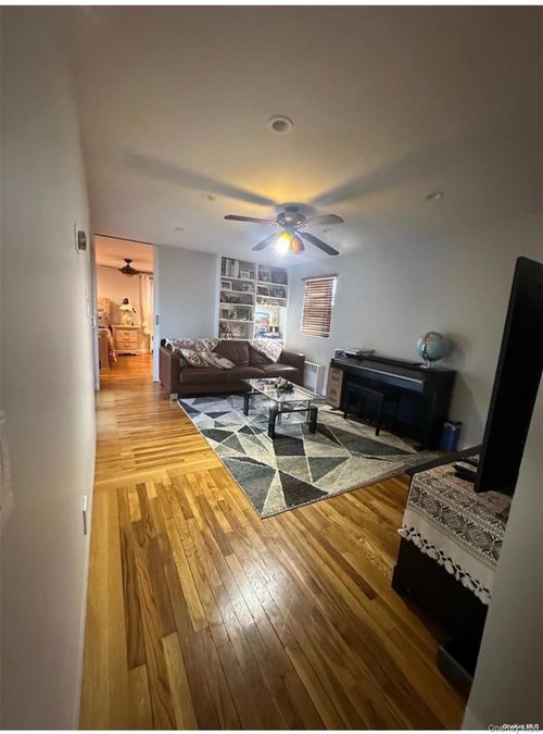 2ndflr-761 Jackson Ave, Lindenhurst, NY, 11757-2300 | Card Image