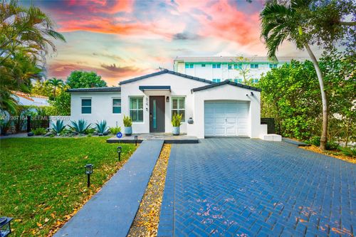 814 Monterey St, Coral Gables, FL, 33134-2515 | Card Image