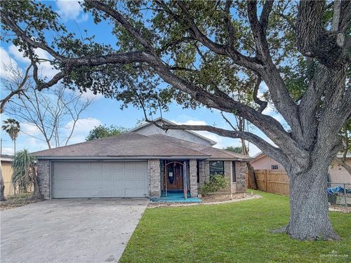 2211 W Hackberry Ave, McAllen, TX, 78501-6815 | Card Image