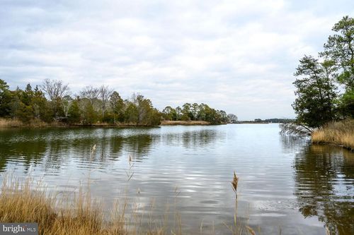 5211 Heron Rd, CAMBRIDGE, MD, 21613-3573 | Card Image