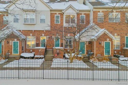 1848 Campau Farms Cir, Detroit, MI, 48207-5164 | Card Image