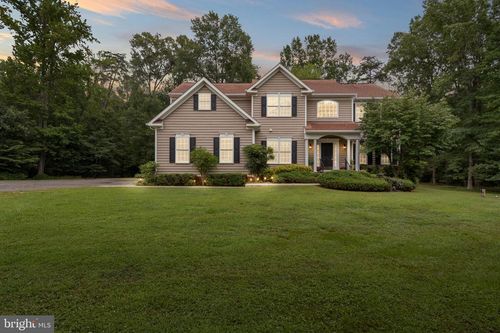 115 Town And Country Dr, Falmouth, VA, 22405-8725 | Card Image