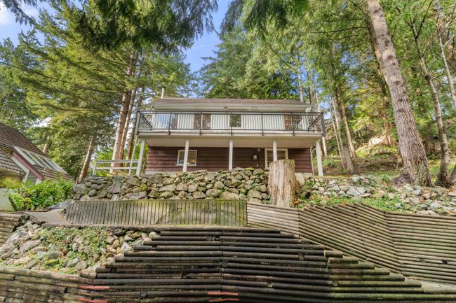 5677 Eagle Harbour Road, House other with 3 bedrooms, 1 bathrooms and null parking in West Vancouver BC | Image 2