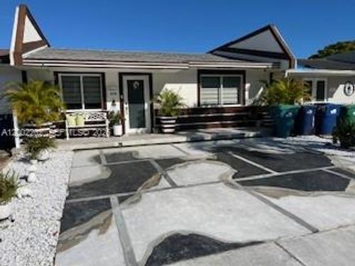 4255 Sw 69 Ave, Miami, FL, 33155 | Card Image